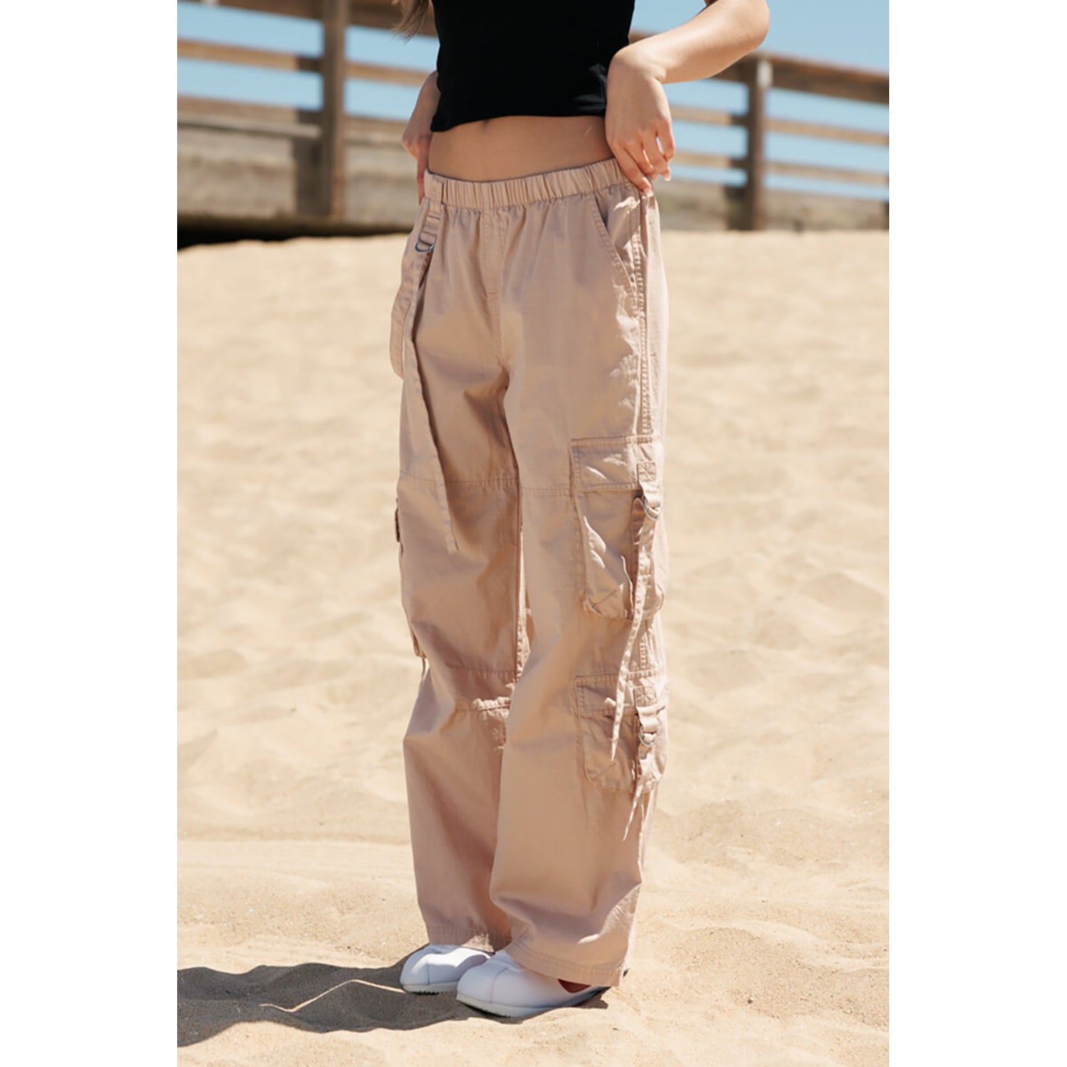 CARGOPARACHUTEPULLONPANTS_ALMO