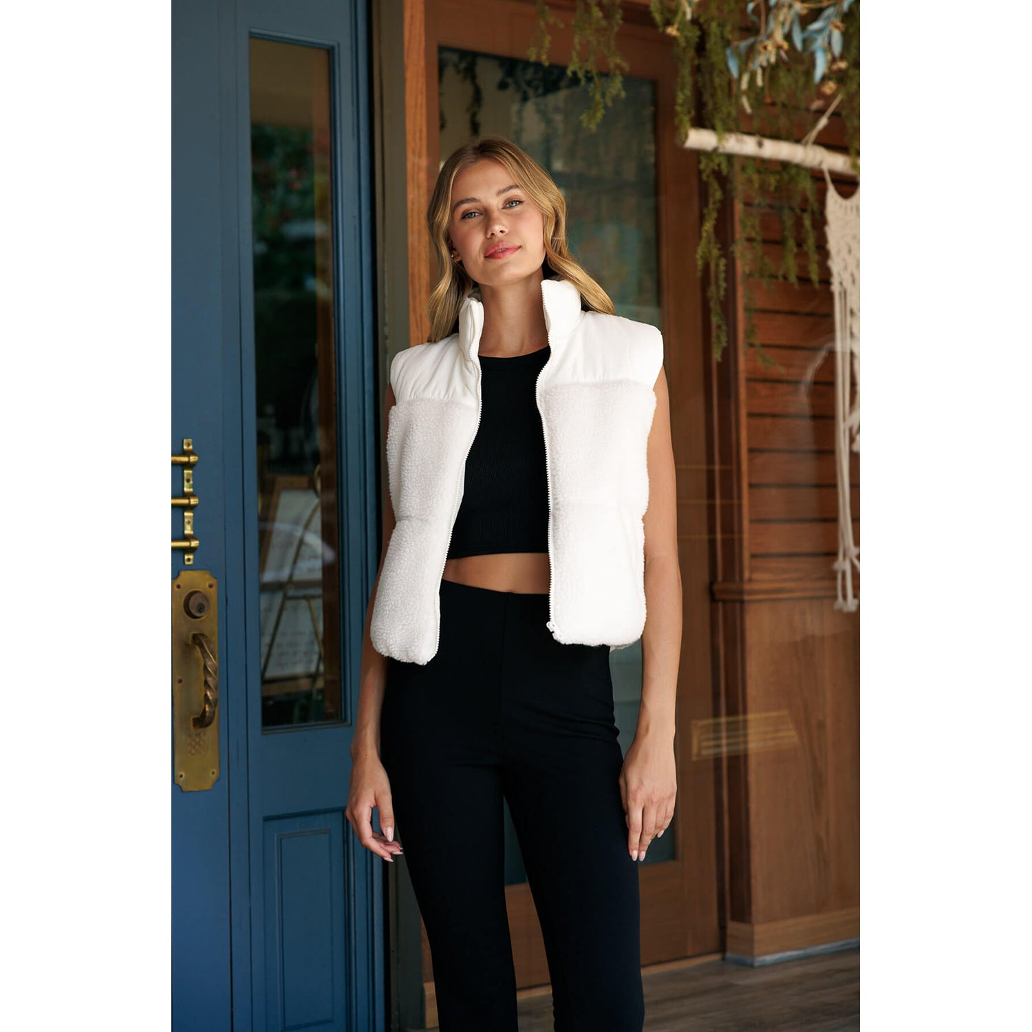 Gilet Femme Sherpa Blanc Taille S - En Polyester Fuzzy, Sans Manches, Occasion En Très Bon état