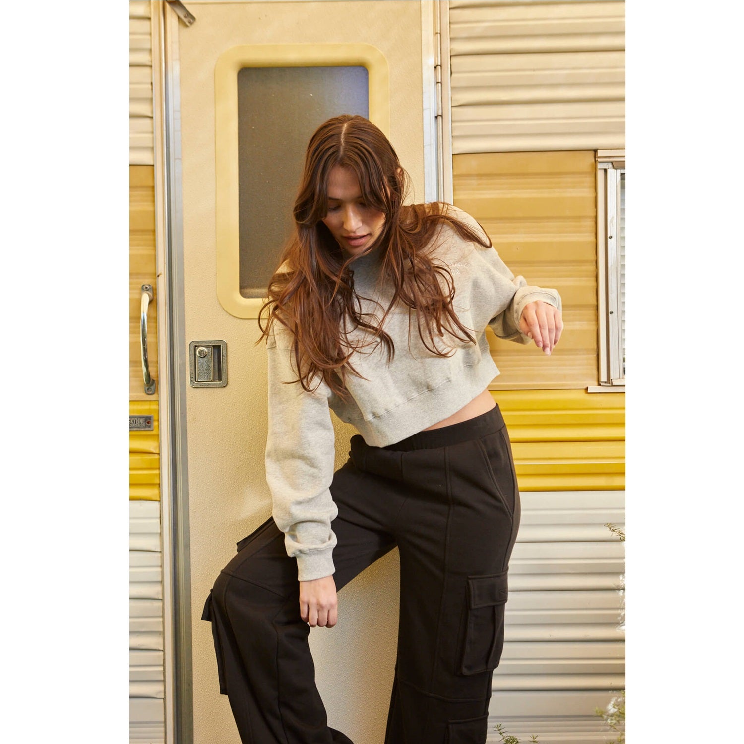 パンツ ASKYY / FLARED SWEAT CARGO PANTS / BLK ASKYY / FLARED SWEAT CARGO PANTS / BLK